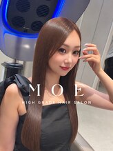 半個室、完全個室サロンであり、頭浸浴(トウシンヨク)など幅広いメニュー展開が魅力。[一社/ヘッドスパ］