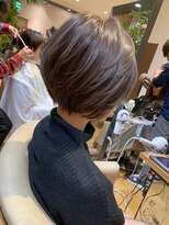 アヴァロン(AVALON) 30、40代にオススメ☆イルミナカラー×絶壁解消ショート