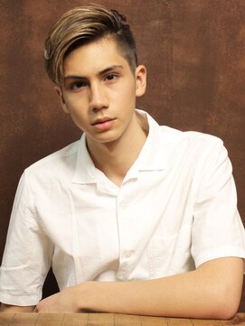 シアンデルカ(CYANDELUCCA) 外国人風ネオツーブロック