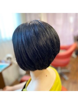 ヘアートゥリース(hair trees) コンパクトなグラデーションボブ