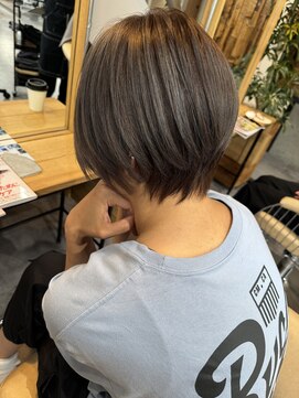 エハプラスマウナ(Eha+MAUNA) 【ハイライトで作る】透明感グレージュ