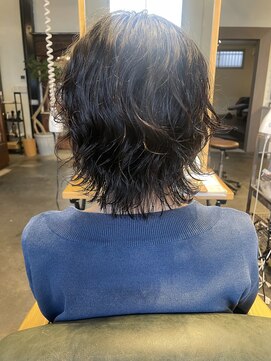 ムード マグ レーベル 南松本(MOOD Mag Label) 20代30代40代ミディアムウルフパーマくびれひし形抜け感