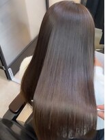 シンカ(shinka)&nbsp;うる艶ストレート＋チョコレートカラー