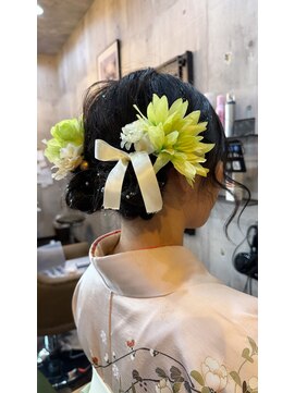 プラメーラ(PRAMEERA) ツインお団子ヘア/くるみちゃんヘア/ サイドお団子