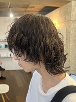 バイフィフス 原宿/表参道(by fifth)&nbsp;韓国風マッシュウルフカット波巻きスパイラルパーマツーブロック