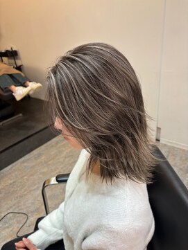 ブレンド 渋谷(BLend) ハイライトカラーホワイトグレージュミニウルフチェリーブラウン