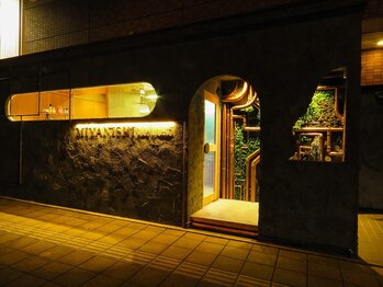 ミヤニシ ヤケヤマ(MIYANISHI yakeyama)の写真/心地よい木の温もりに包まれた少人数のプライベートサロン【MIYANISHI焼山】癒しの空間で"なりたい"を実現