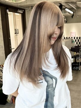 リル ラウム 原宿(LiL Raum) デザインカラー/ベージュカラー/ローライト/原宿/ブリーチ