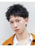 刈り上げアップバングビジネスヘアスパイキーショート