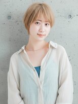 ニューヨークニューヨーク ピオレ姫路店(NYNY)&nbsp;ハイトーンブロンドの大人ショートヘア