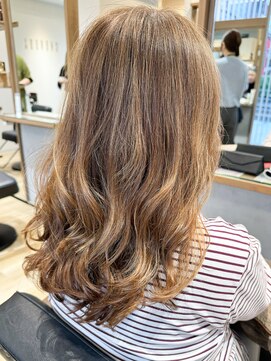 シュヴー 門前仲町(CHEVEUX) コテ巻き風デジタルパーマ