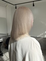 アルトラ(ALTLA)&nbsp;ホワイトカラー/ホワイトブロンド