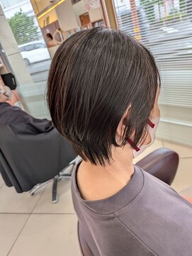 サロン ド ジュン 伊勢崎店 縮毛矯正を用いたショートボブ