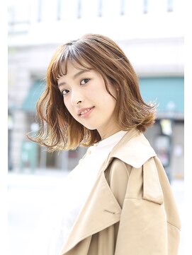 クオーレ(CUORE) 外はねボブ