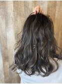 繊細ハイライト&バレイヤージュ