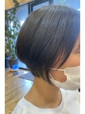 ショートヘア