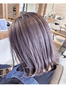 モアナバイヘッドライト 小田原店(Moana by HEADLIGHT) Moana#ラベンダー#グレージュ#結べるボブ