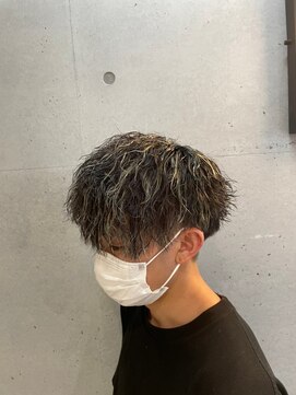 メンズサロンドットリアン(dot. lien) ツイストパーマメンズパーマメンズマッシュパーマハイライト