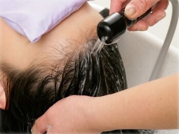 マーベリー(Ma berry)の写真/ヘッドスパやヘアエステなど豊富なヘアケアメニューを取扱い♪頭皮環境から健康的な髪へと導きます◎