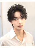 黒髪ナチュラルセンターパート
