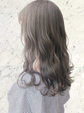 ブルー(BLUE) 黒髪/ボブルフ/ネビージュ/韓国/ワンレン/盛岡/髪質改善/前髪