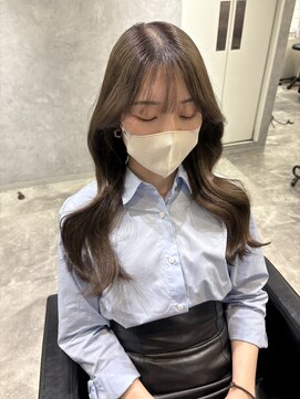 ミミー(mimiiy) くすみベージュ/赤み消し/大阪梅田美容室