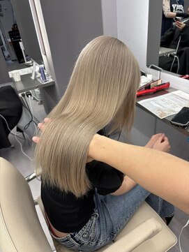 ロテ 名古屋 名駅店(Lote.) ミディアムヘア/デザインカラー/フェイスフレーミング/名古屋