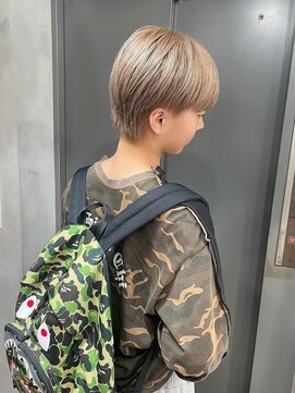 ジーナ(XENA) ミルクティーベージュ メンズ 刈り上げセンターパート