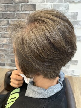 フラココ 神楽坂(hurakoko kagurazaka) 【担当:森口】グレイカラーハイライトスタイル