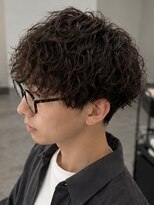 メンズ ドルチェ(men's Dolce) 波巻きスパイラル×マッシュ|動きと束感を両立するメンズパーマ