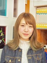 ポルタカリーナサロン(PORTA CARINA SALON)&nbsp;イルミナカラー&マニパニで外国人風外ハネボブ