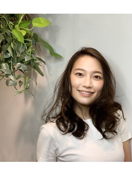 ハナワ エビス トウキョウ ヘアーサロン(HanaWa ebisu tokyo hair salon) 外国人風ボヘミアンウェーブで雰囲気のある人に☆