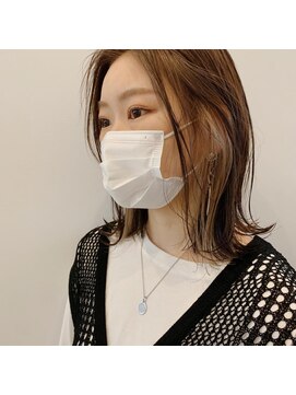 ポーズ(PAUSE) ミディアムレイヤーボブ×インナーカラー