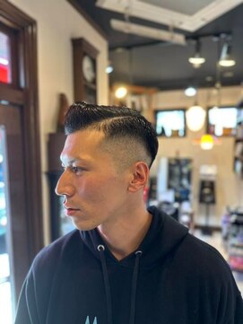 バーバー アカダマ バーバー