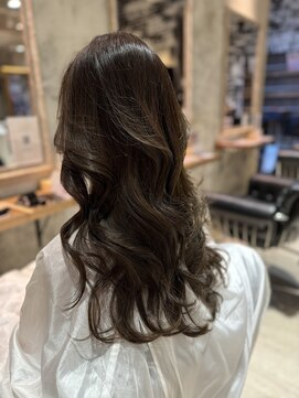 ニーゼロゼロナナ(2007) 白髪ぼかし