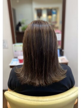 ヴィアーレ(VIALE) 髪質改善カラー