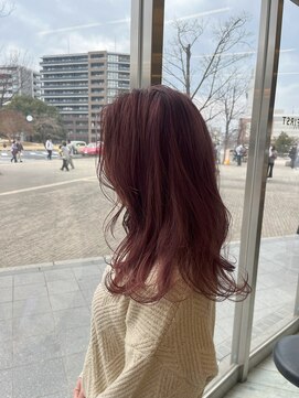 コワファースト 大分(COIFF1RST) ピンクカラー