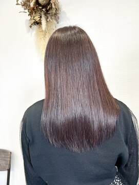 リベストバイジェービー 稲毛(li best. byjb) ホワイトグレージュ/チェリーブラウン/ミニウルフ[稲毛/稲毛駅]