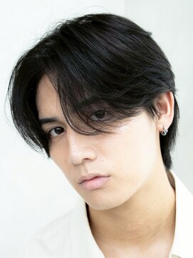 ルーシー 渋谷(LUCEY) センターパートニュアンスパーマフェザーパーマ波巻きパーマ