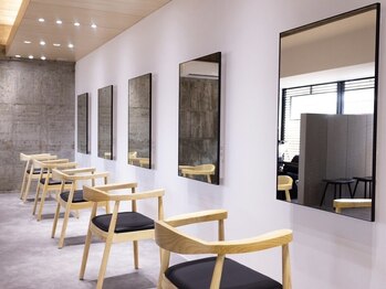 ニアウ 太田店(Niau)の写真/多くのメンズから支持される、洗練された上質空間。清潔感溢れる店内で、身も心も寛げるサロンtimeを◎