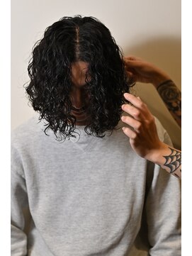 チルチェア 横浜(CHILL CHAIR) ロングスパイラルパーマ <横浜駅/バーバー/理容室/床屋/横浜>