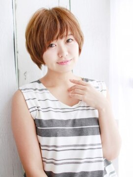 ヘアメイク ナル(hair make nalu) ハイトーンカラーのナチュラルストレートスタイル