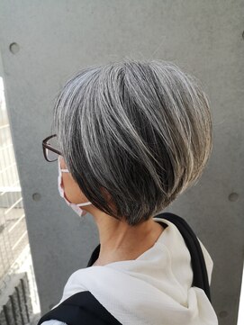 フィルムヘアー(filum hair) ショートグラデーションボブ