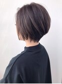 襟足スッキリショートボブ