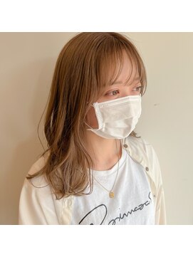 美容室 アイディー i-dee 透け感ハイトーン