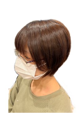 リツプス(LIPS) オレンジブラウン、ツヤショートボブ