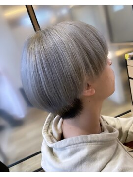 ポート 蕨(PORT) ホワイトシルバー【 千田 理紗 】