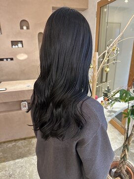 ユッカ 梅田(YUCCA) 【 YUCCA 】大人可愛い20代30代40代ロング/ウェーブ巻き