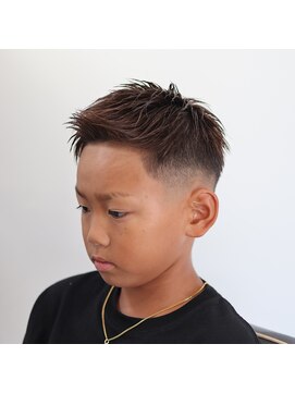 ヴェルゴ 北島店(vellgo) スキンフェード×フェザーアップ