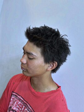 サワーズ(Barber SAWAS) スパイキーショート